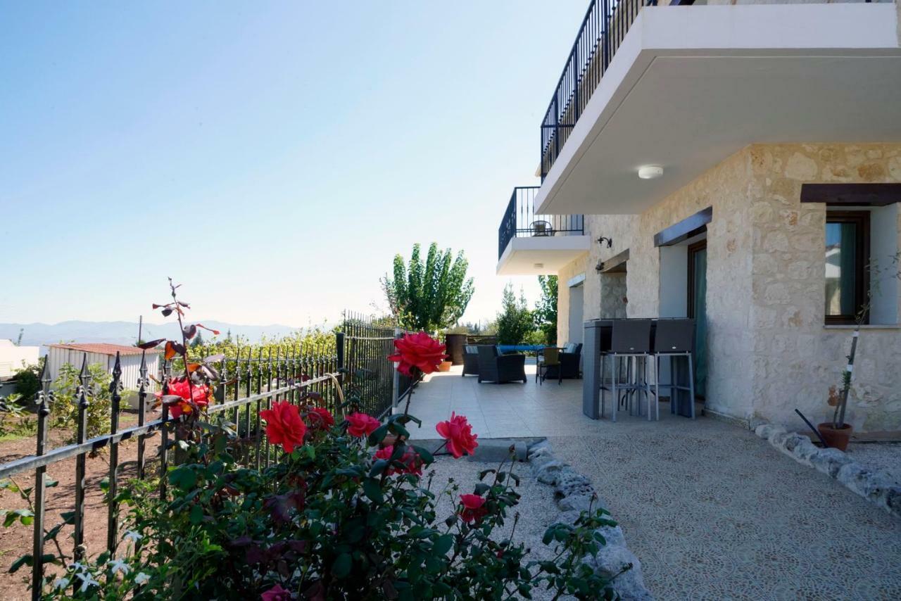 Villa Nikolina Dhrousha Exterior foto